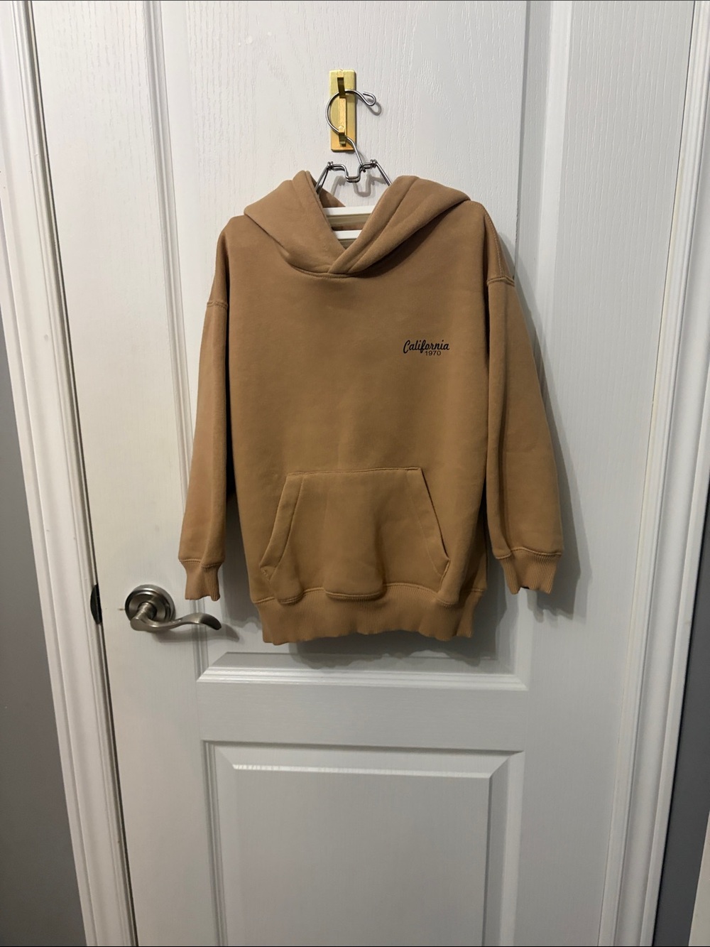 Zara California Script Hoodie - Tan Men's Pullover